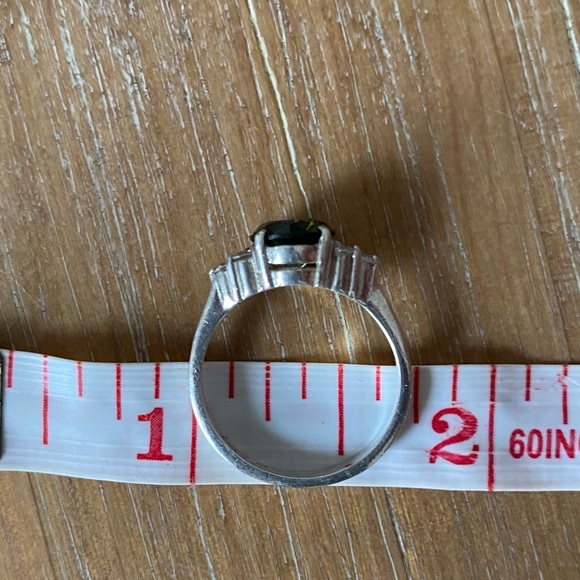 Sterling Silver and Peridot Ring, Size 6.5 - Picture 4 of 5